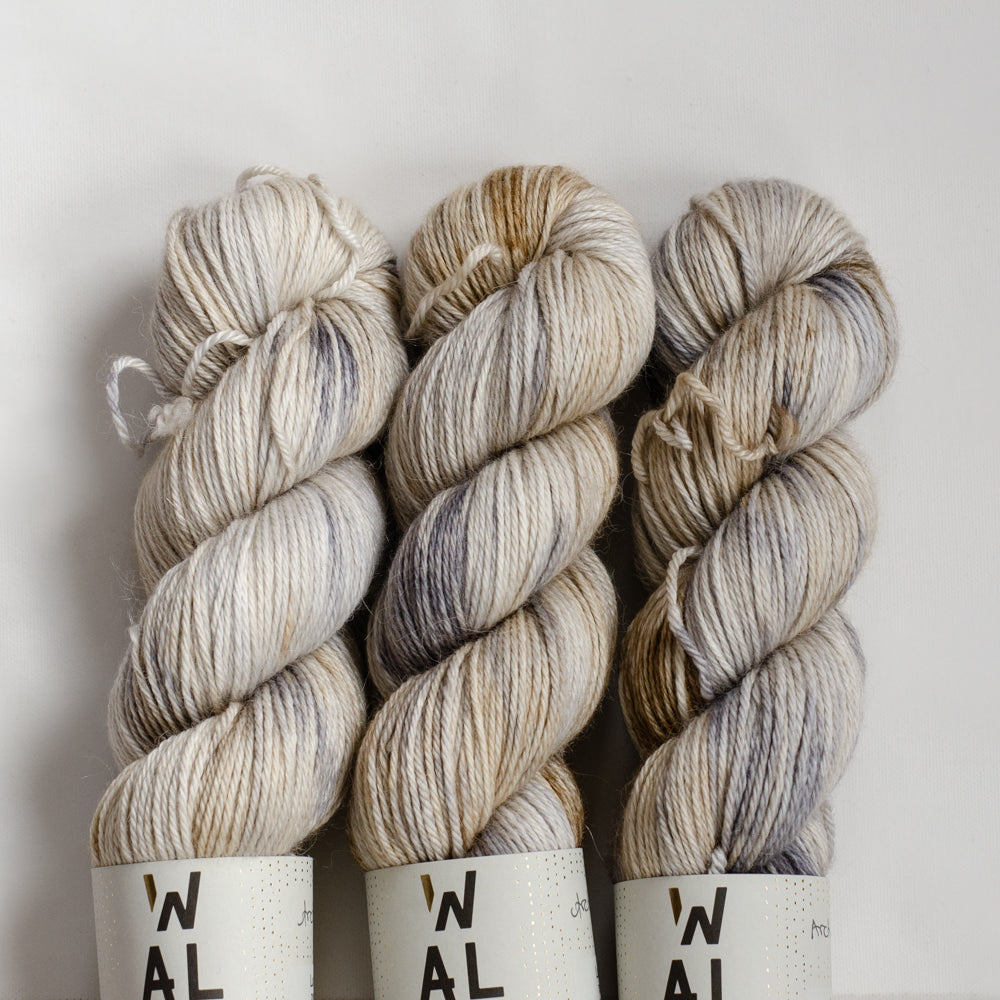 Luxe DK &quot;Arctic Wolf&quot; - versandfertige Farben